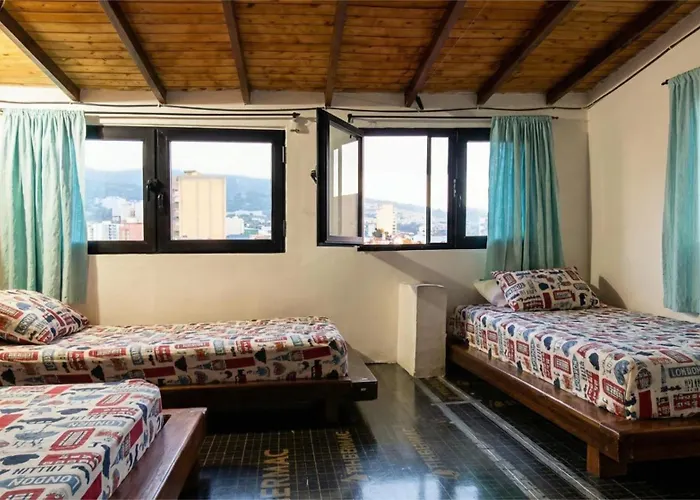 Hostel Metro Floresta Alojamiento