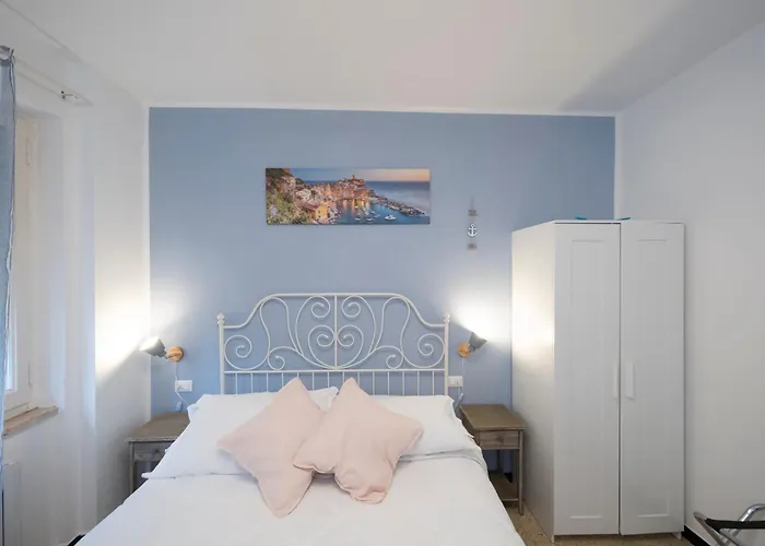 Pippo A Vernazza Rooms