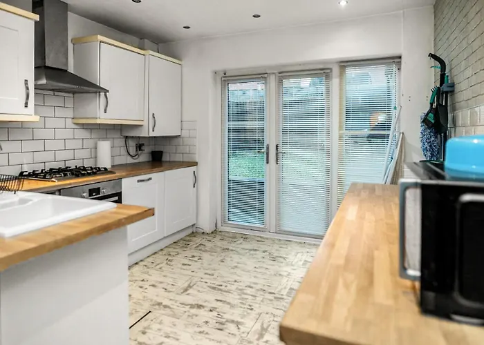 Bungalow rentals Melverley House