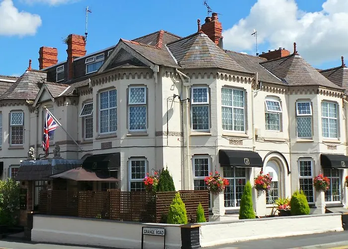 Brookside Hotel & Restaurant ,Suitable For Solo Travelers Couples Educational Groups Families & Contractors Welcome