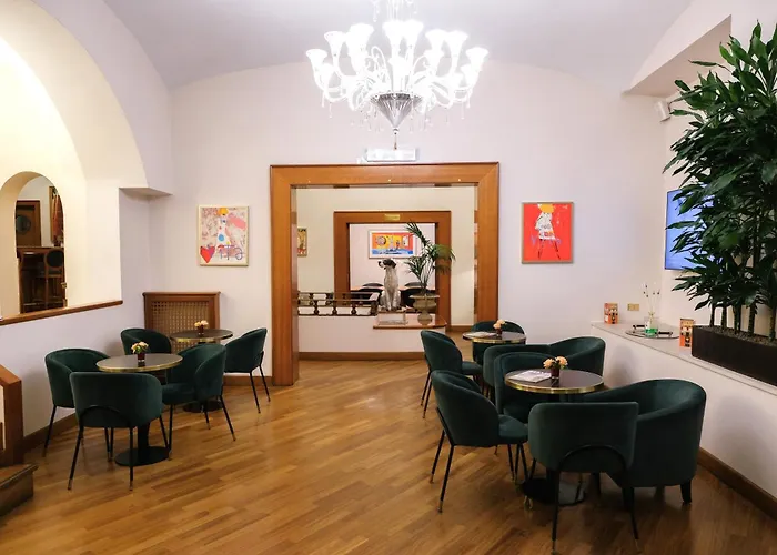 Hotel near Medici