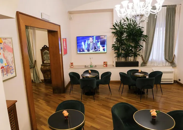 Hotel near Medici
