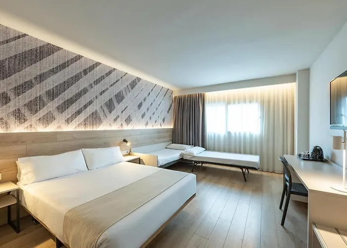 Hôtel pour familles: Port Alicante City & Beach