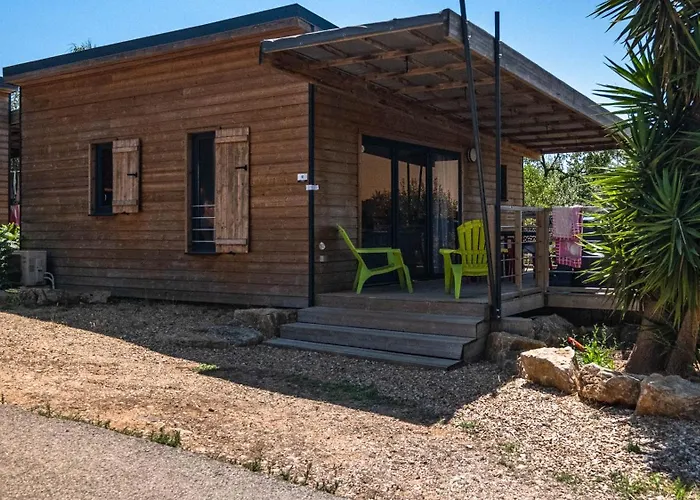 Camping Mas De Pierredon