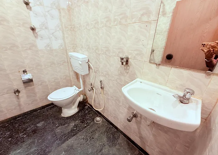 Hotel Highway Inn Andheri East