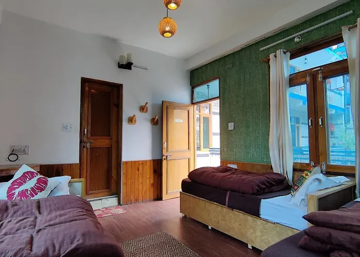 Dog friendly hotels Bunker Burwa Manali