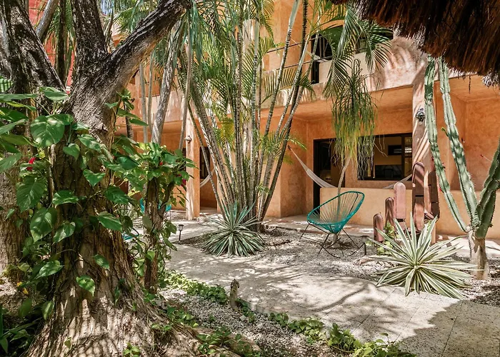 Barrio Latino Hotel Riviera Maya
