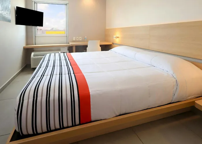 City Express Junior By Marriott Cancun