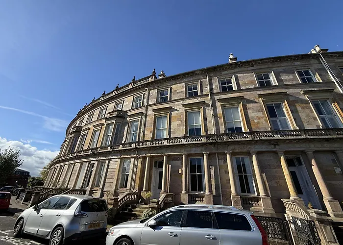 Principal Apartments - West End