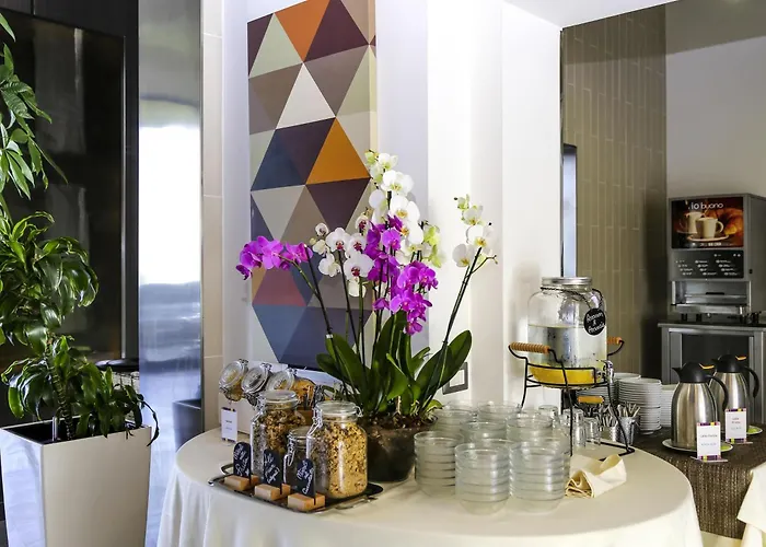Hotels with tennis Ibis Styles Roma Eur