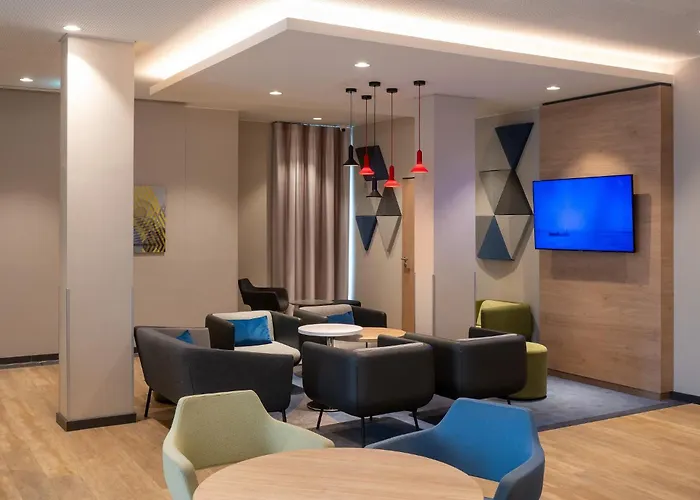  Holiday Inn Express - Munich North By Ihg