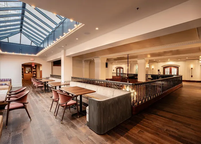 Heathman Hotel