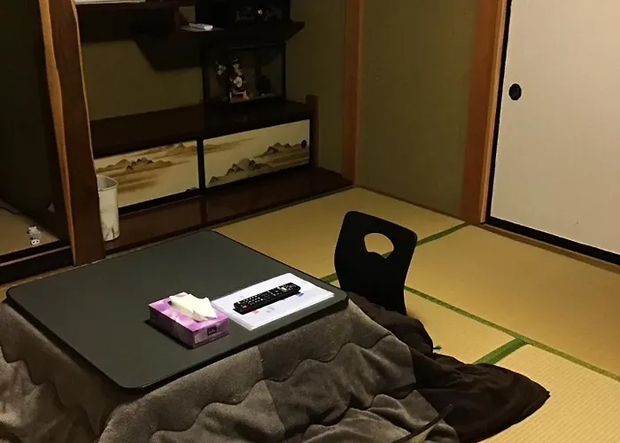 Cozy Inn Free Shuttle Service