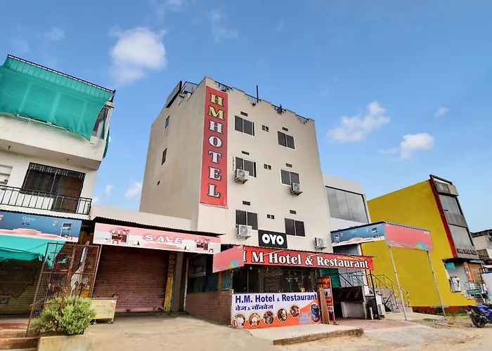 Hotels With Four Stars Super O Hm & Restaurant