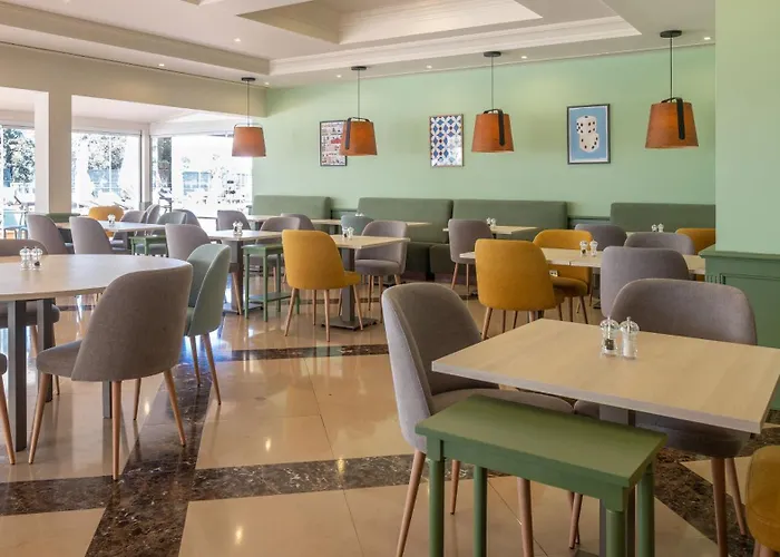 Golf hotels Holiday Inn Algarve Albufeira By Ihg