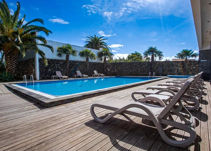 Ping pong hotels Antillia