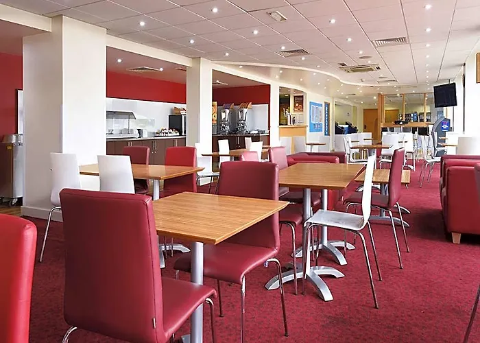 Hotels Close to Airport Travelodge London City Airport