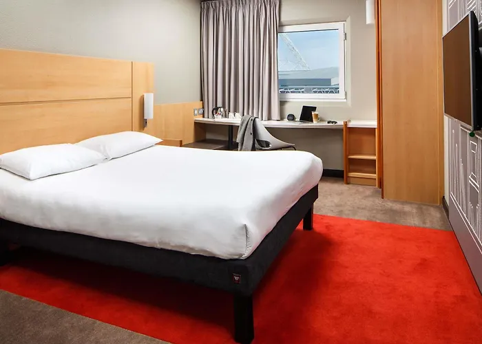 Golf hotels Ibis London Wembley