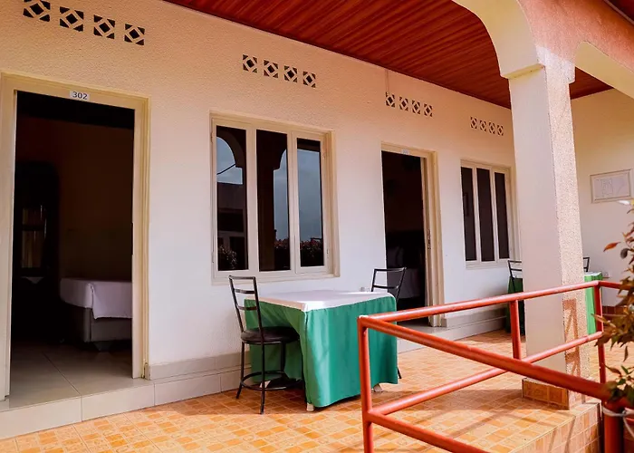 Martin Aviator Hotel