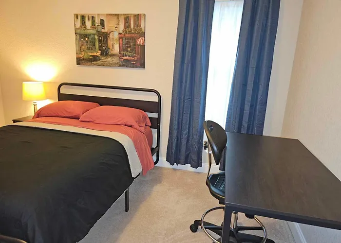 Cozy Private Room Near Everything