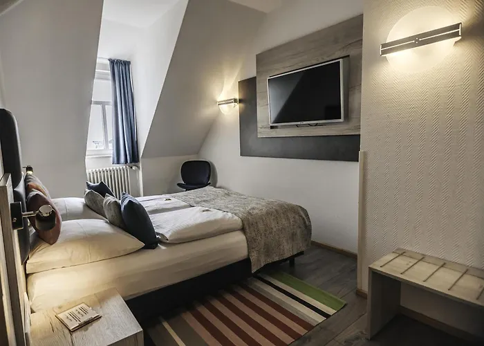 Hotel mit Hund Western Kurfürst Wilhelm I.