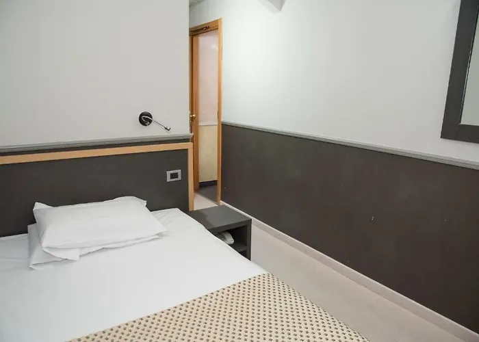 3 star hotels Corallo