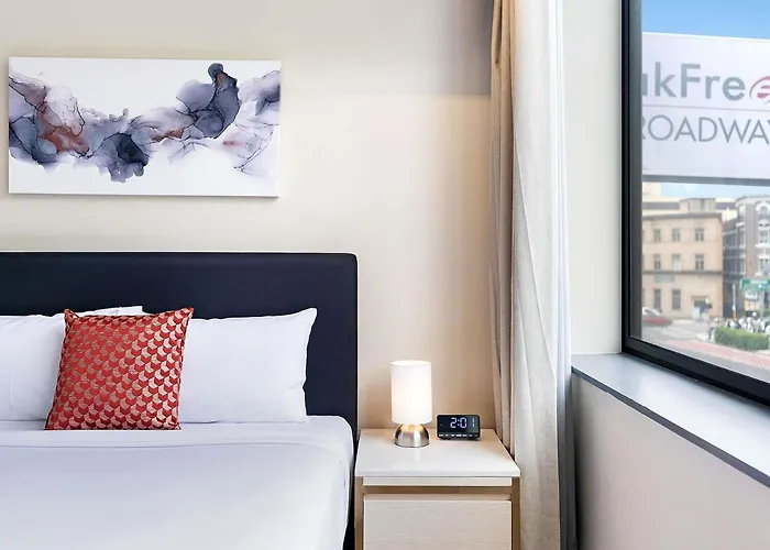 Breakfree On Broadway Sydney, An Accor