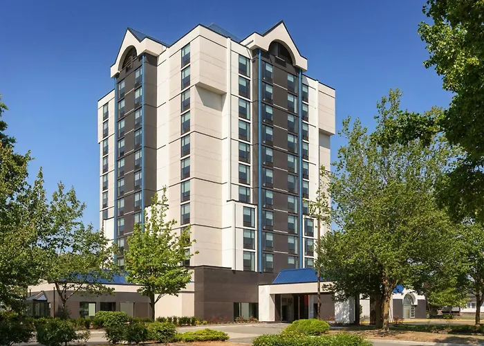 Travelodge Hotel By Wyndham Vancouver Airport