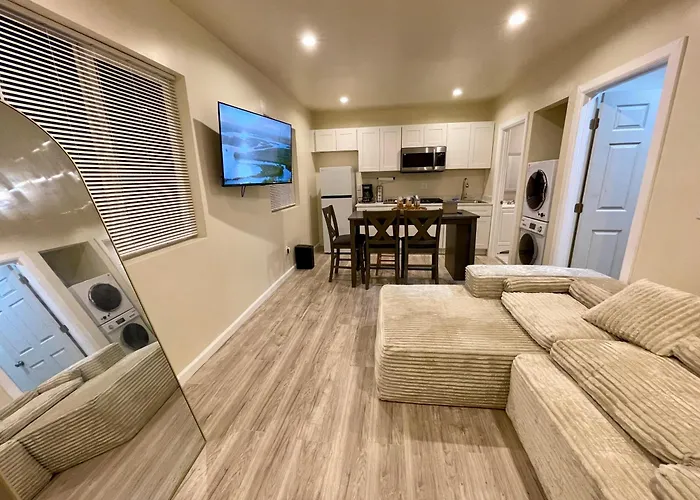 Brand-New Private Adu Stylish Cozy