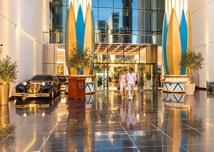  Royal Central And The Palm
