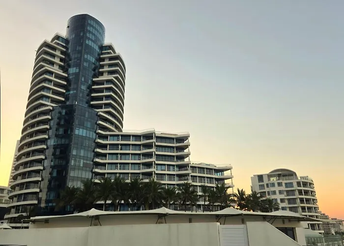 Pearls Of Umhlanga, Or Oceans Apts