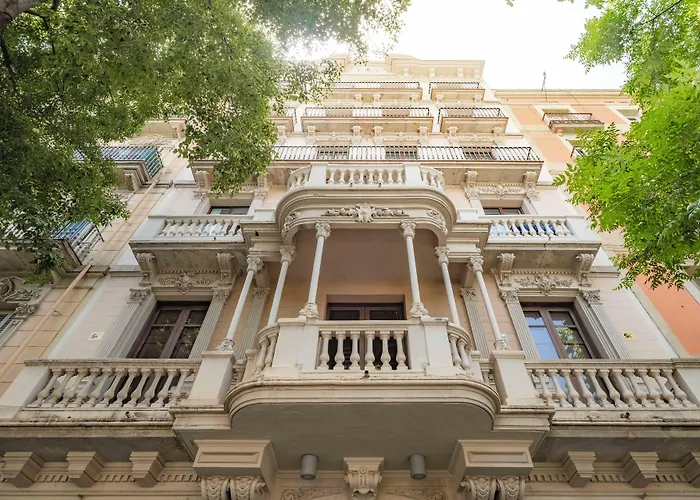 Aspasios Market Balconies