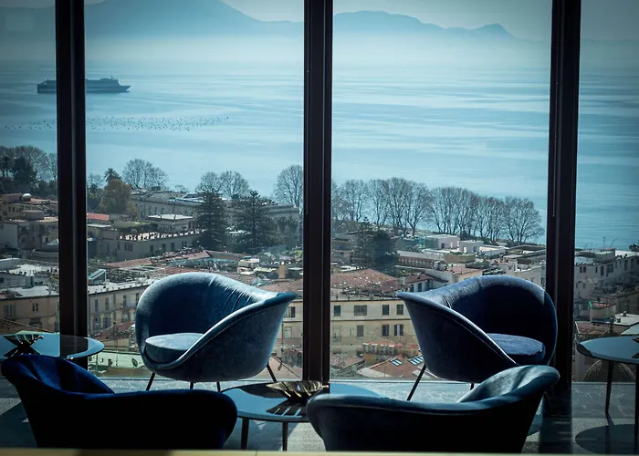 De Bonart , Curio Collection By Hilton