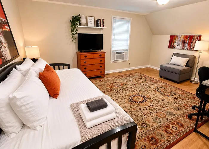 Fall Room 3Min From Yale, And Other Colleges