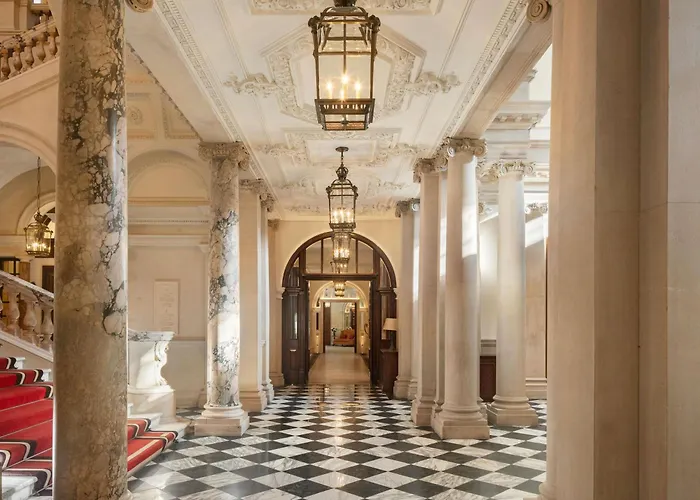 Resorts Guide Raffles London At The Owo