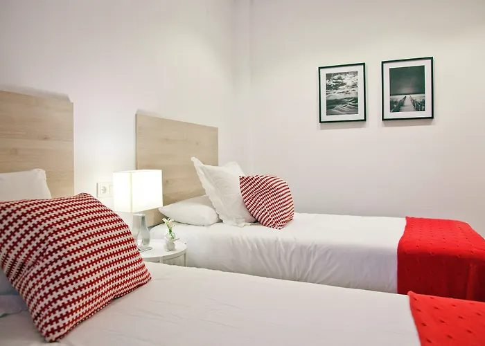 All Vacation Rentals Feelathome Madrid Suites s