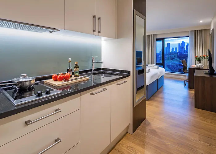 Сity center hotels Marlin Waterloo