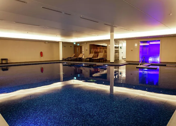 Lincoln Plaza London, Curio Collection By Hilton