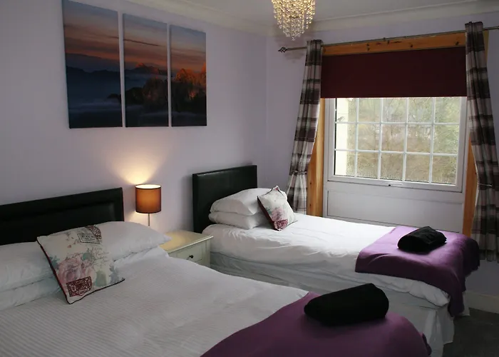 Pets Allowed Hotel Glenlochy Nevis Bridge s