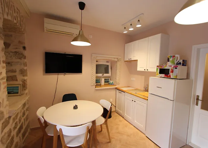 Central Apartments Integrated Hotel
