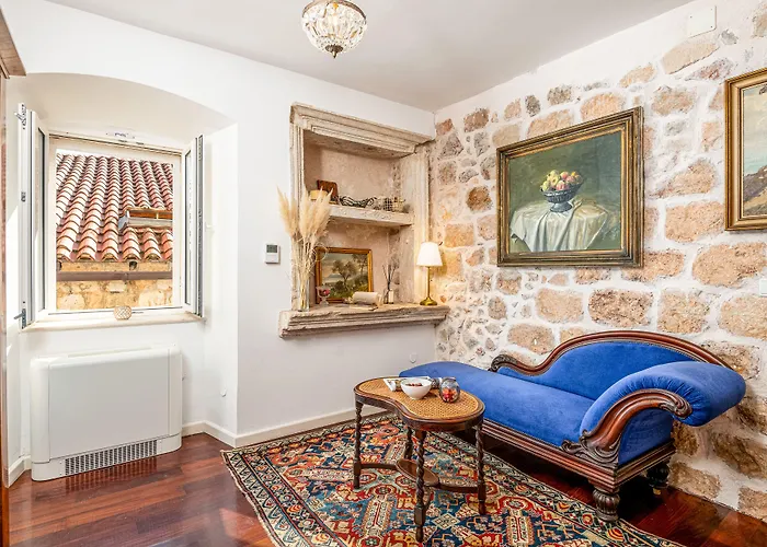 Your Cabin rentals Mirabilis, Stunning Superior , Dubrovnik Old Town