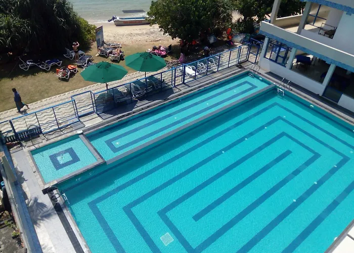 Paradise Beach Resort & Diving School
