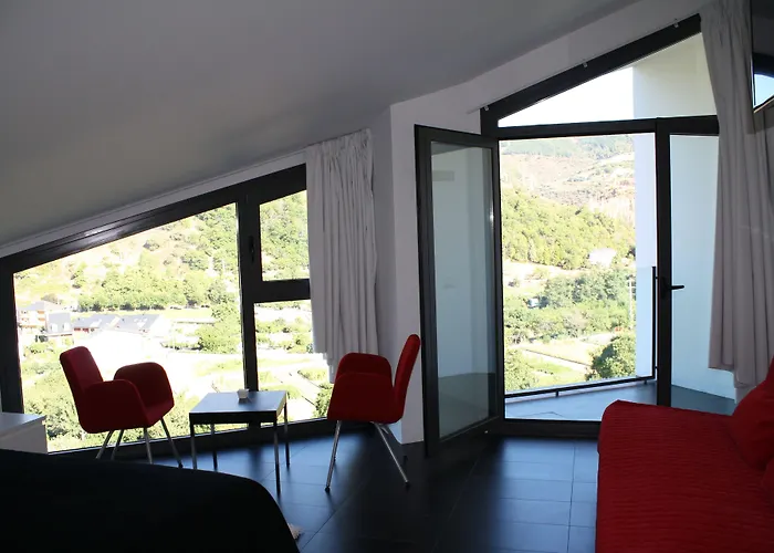 Hostal Tres Campanas