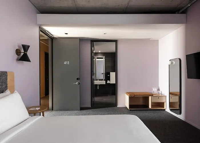 Alex Hotel
