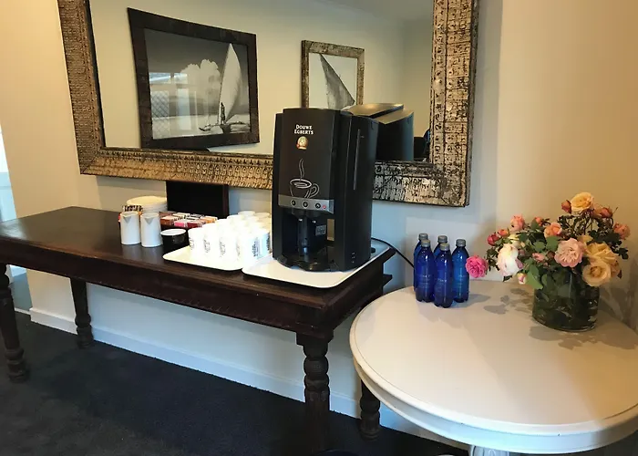 Melrose Place Boutique Hotel
