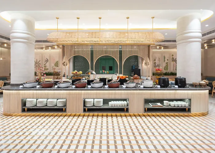Nidhivan Sarovar Portico