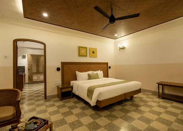 Hanu Reddy Residences Poes Garden