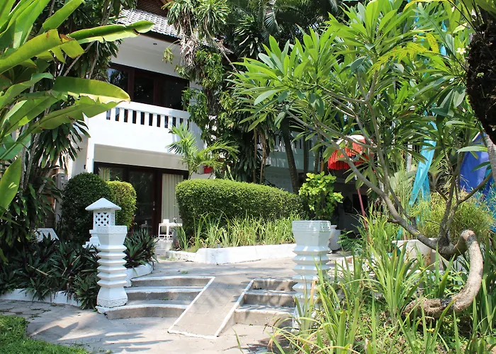 Resorts Guide Bali Mystique & Apartment Seminyak
