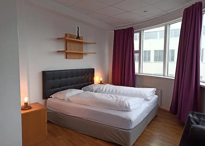 101 Guesthouse Hotel