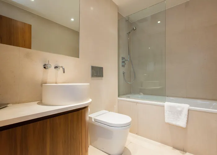Cheap hotels Presidential Apartments Kensington